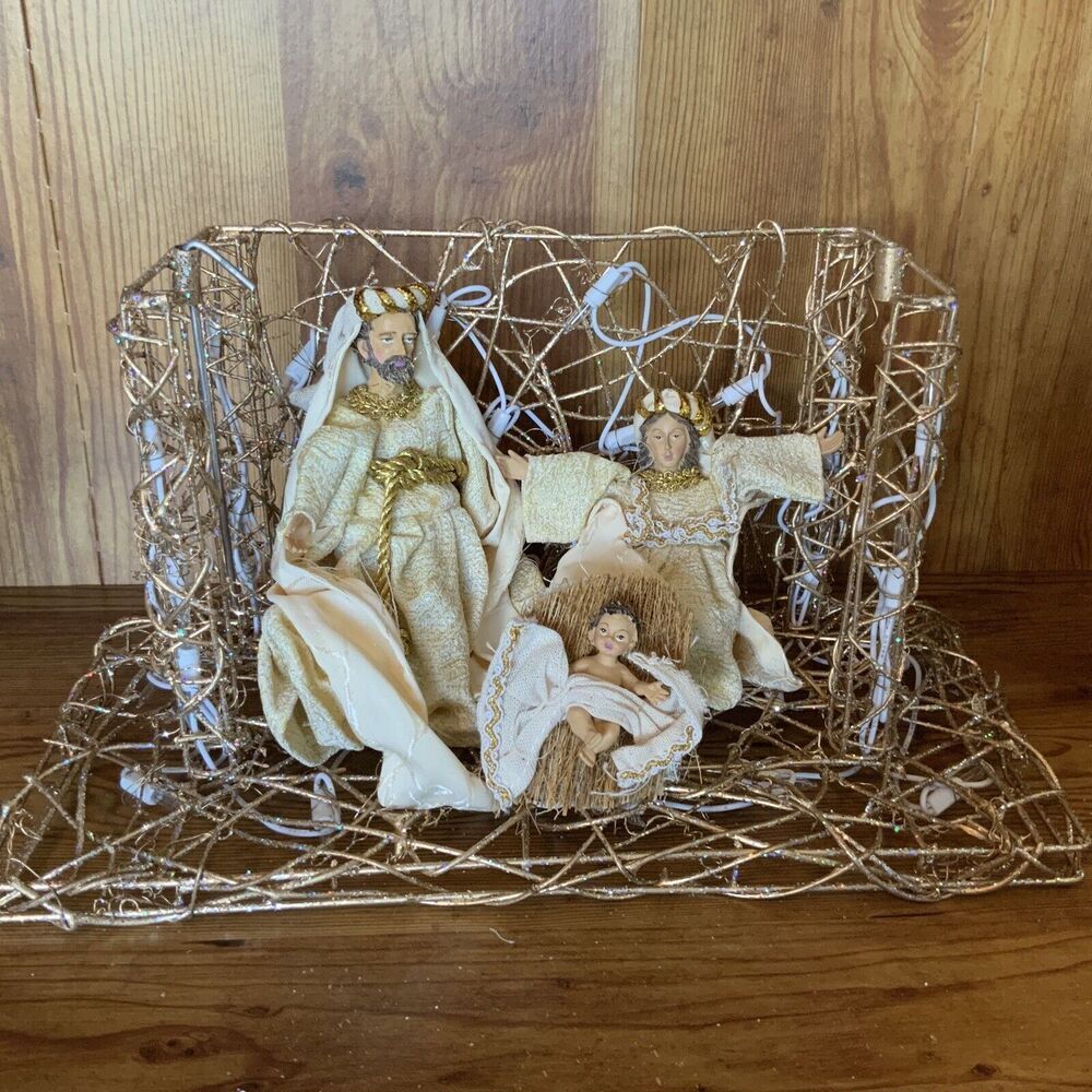 Vintage 16” Nativity, Gold Rattan 16” Nativity, Brand‎ New Vintage Nativity